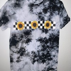 Black tie-dye tee